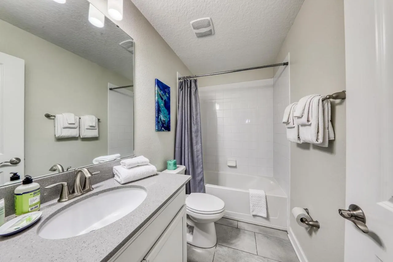 Sky View Mansion Villa Davenport 0*,  United States